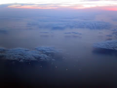 津軽海峡を上空から